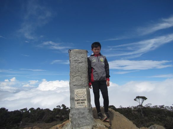 Bocah umur 12 tahun pecahkan rekor 7 summits of Indonesia yang termuda