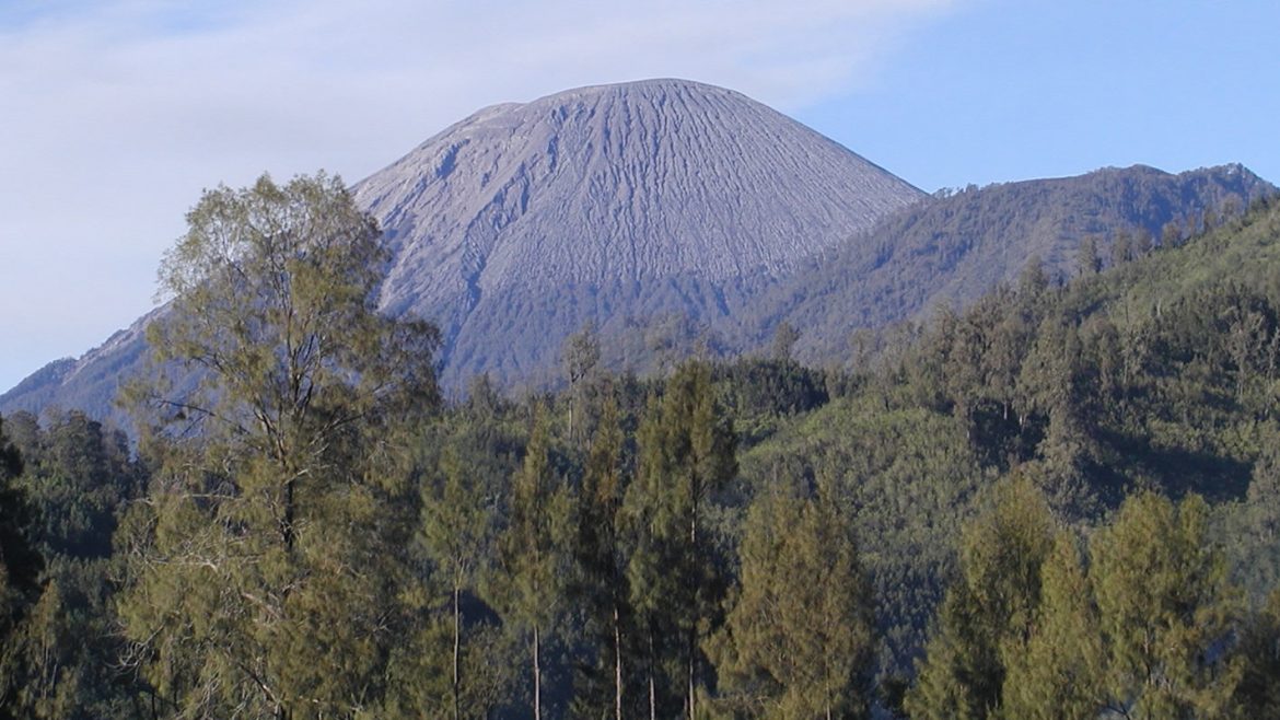 Gn. Semeru