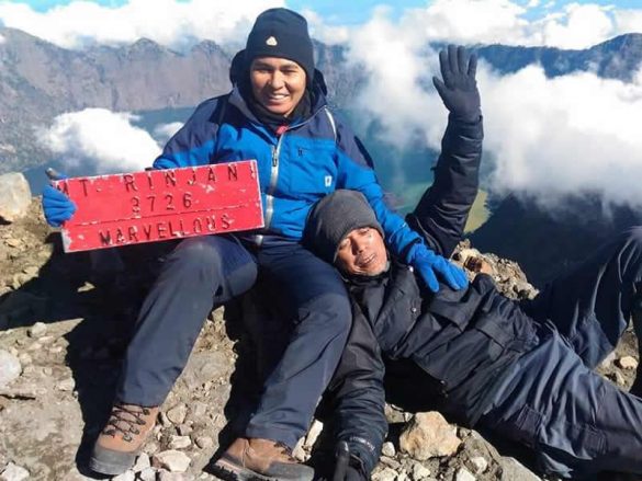 Ibu Rumah Tangga Asal Maluku Menyelesaikan 7 Summits Indonesia